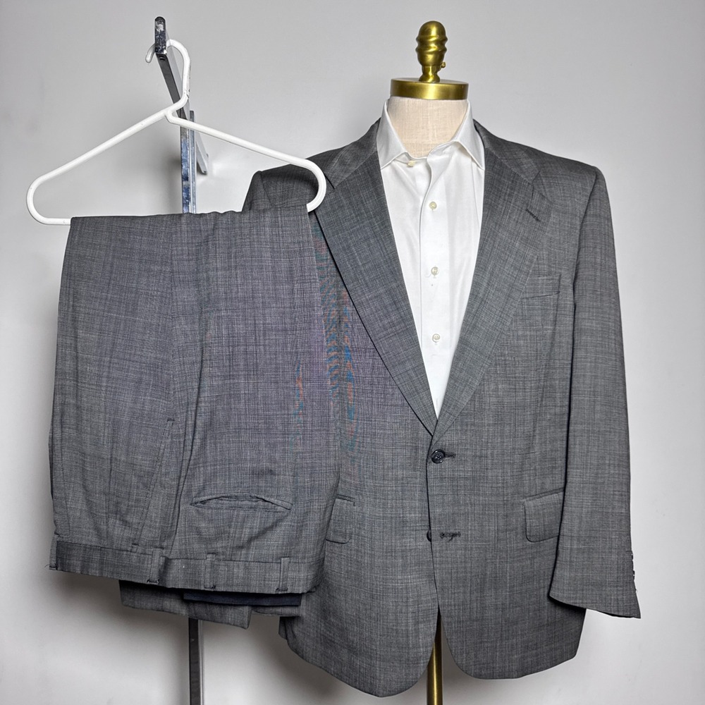 1980s Vintage‎ Burberrys Suit Mens 44R 38x29 Gray Wool 2-Button Professional
